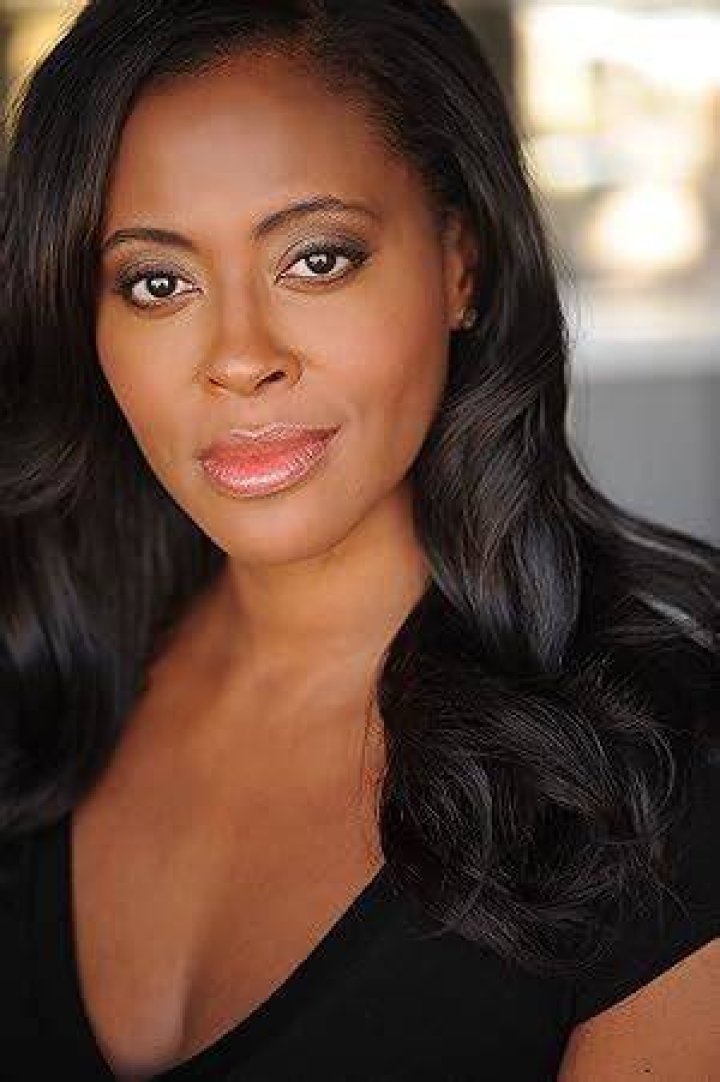 Nichelle Hines Bio (Wiki) 