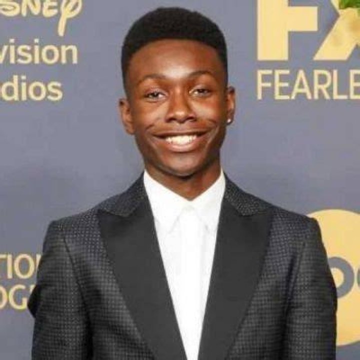 Niles Fitch Bio (Wiki) 