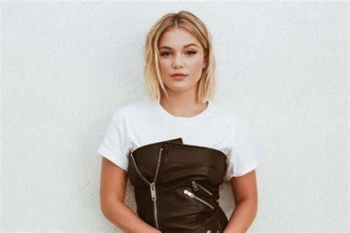 Olivia Holt Bio (Wiki) 
