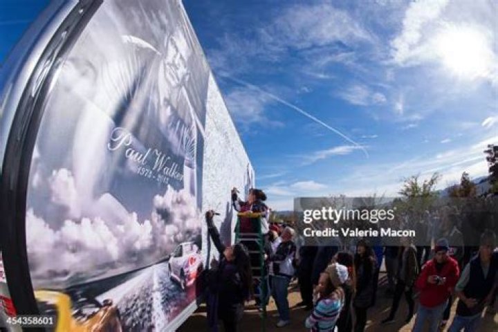 Paul Walker Fan Memorial