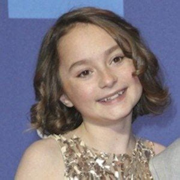 Pixie Davies - Age, Family, Bio