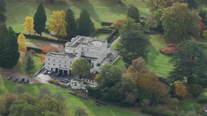 Prince Andrew’s Royal Lodge is ‘falling down,’ it has a mold problem