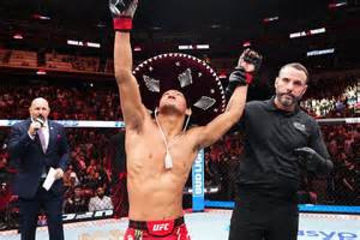Raul Rosas Jr. has been in a relationship with a girl named Chach. celebsfortune.com
