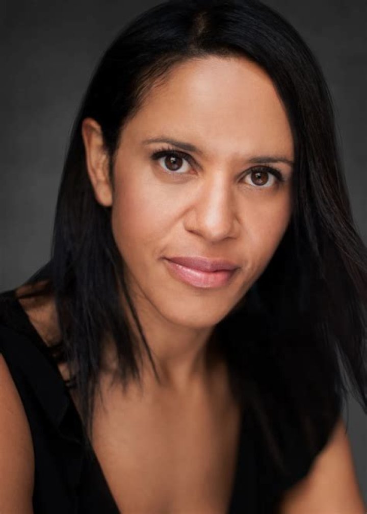 Sara Zwangobani Bio (Wiki) 