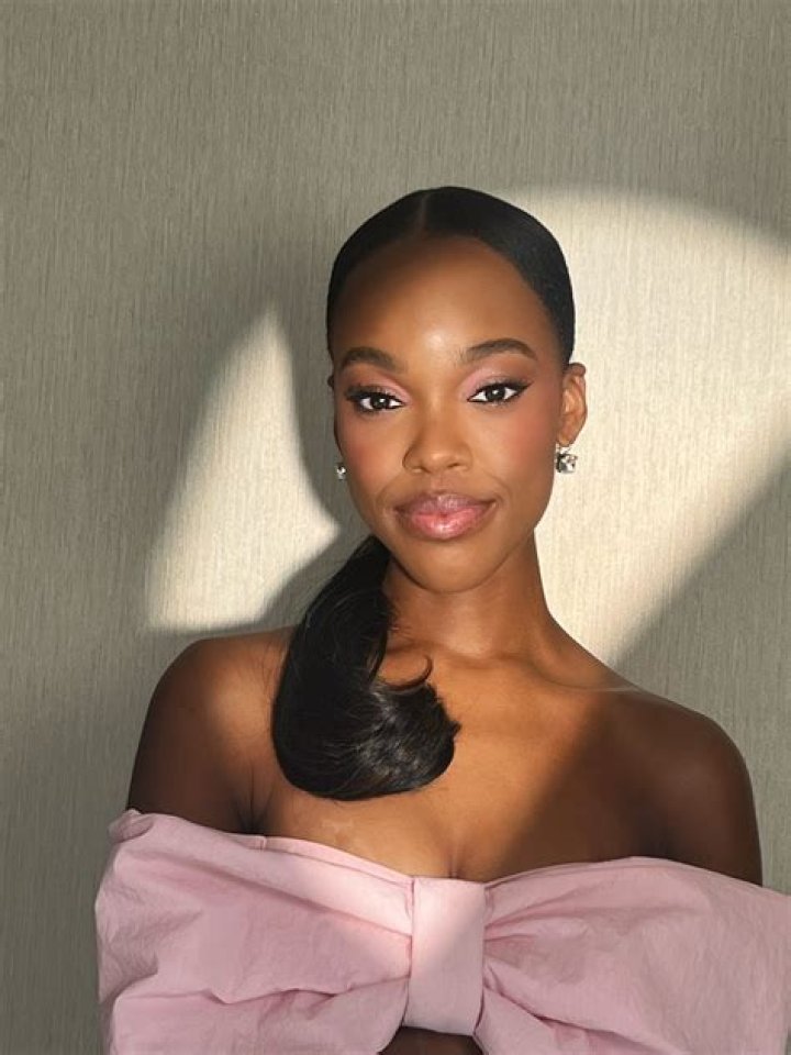 Shanel Bailey Bio (Wiki) 