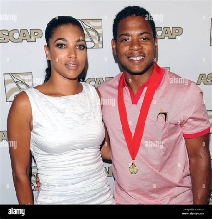 Are Taylor and Shea From Surviving Paradise Still Together? 1 Shea and Taylor