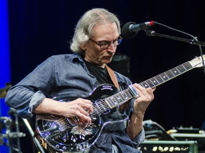 Sonny Landreth Bio (Wiki) 