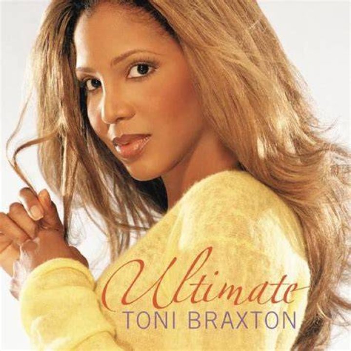 Oops! What’s going on between ‘Braxton Family Values’ sisters, Toni Braxton and Tamar Braxton, Have a look at their amazing sisterhood relationship Source: Fanart.tv (Toni Braxton)