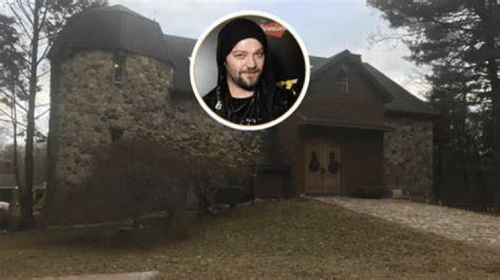 Where Does Bam Margera Live?