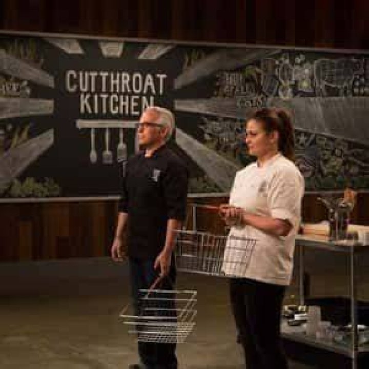 Which cutthroat Kitchen episode do judges compete?