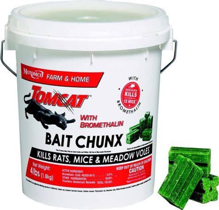 Will rat poison kill moles?