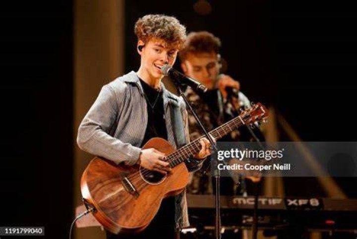 Zach Herron's pet No Pets (Zach Herron)