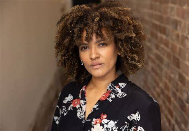 Zindzi Okenyo Bio (Wiki) 